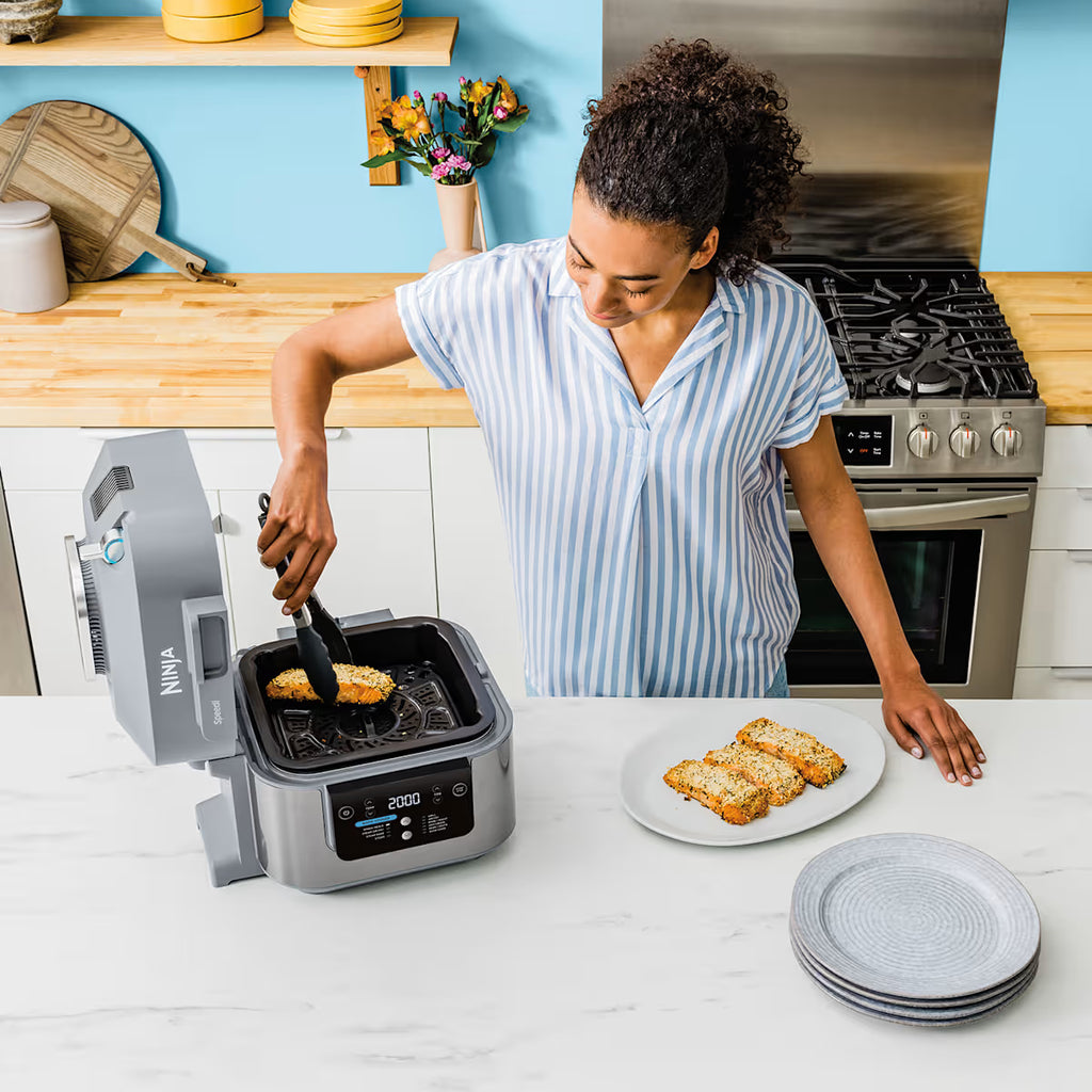 Ninja Speedi 10-in-1 Rapid Cooker and Air Fryer Exclusive Accessory Bundle