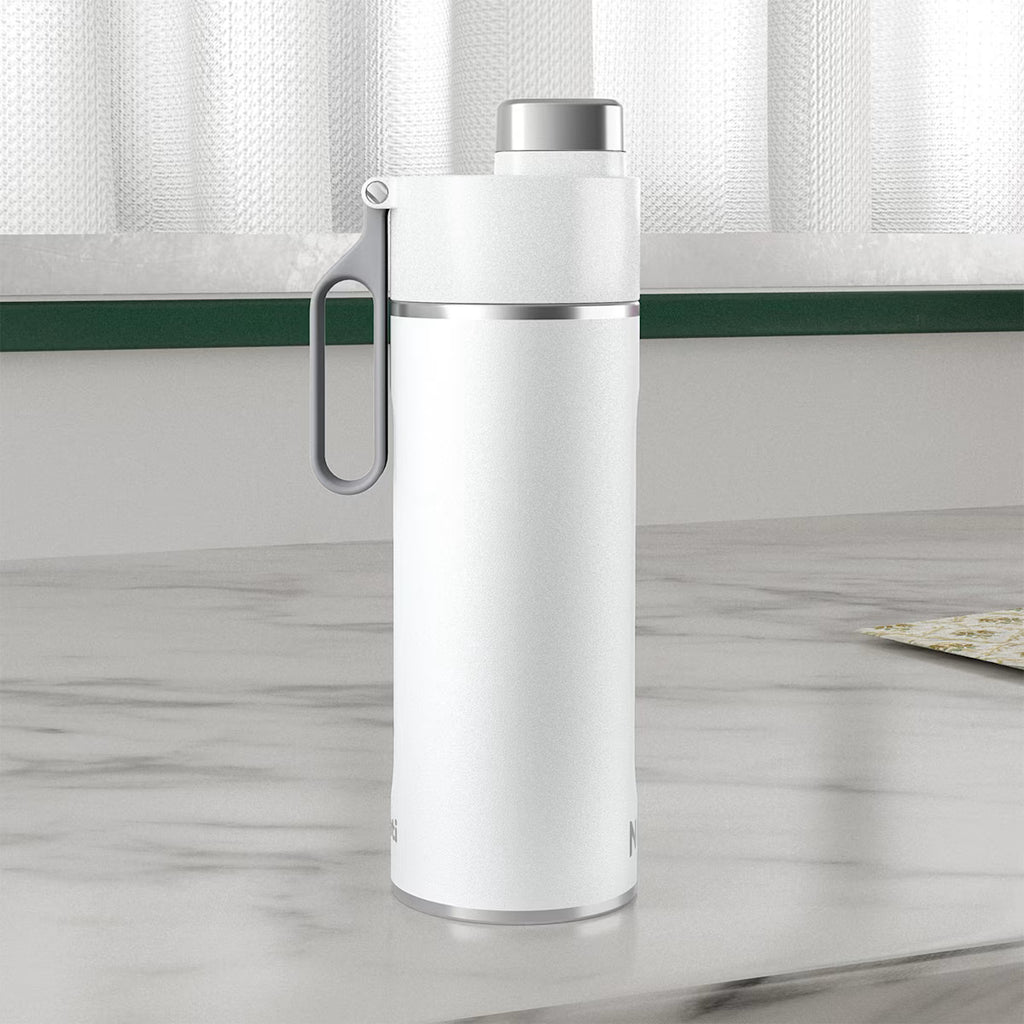 Ninja FrostVault 30QT/28L Cooler, Ice Pack & Thirsti Bottle Bundle