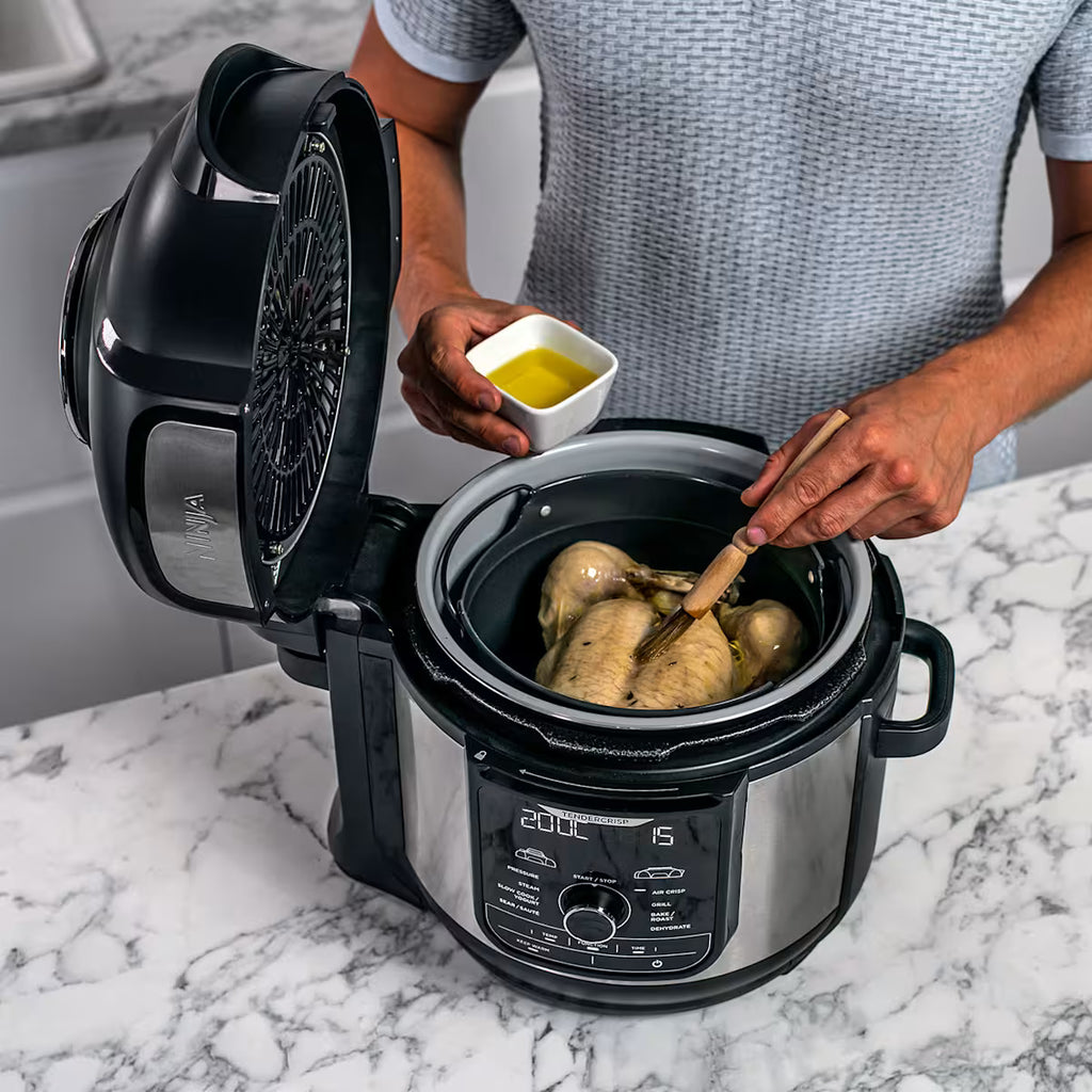 Ninja Foodi MAX 9-in-1 7.5L Multi-Cooker OP500UK & Accessories Bundle